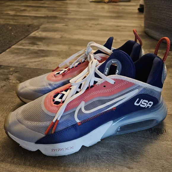 Nike Mens Sneakers - Picture 3 of 9